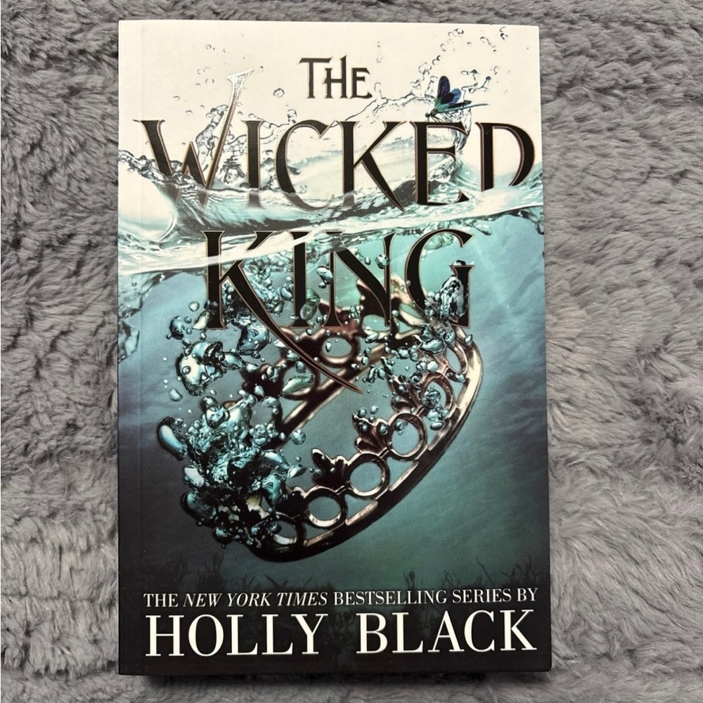 The Wicked King by Holly Black Paperback